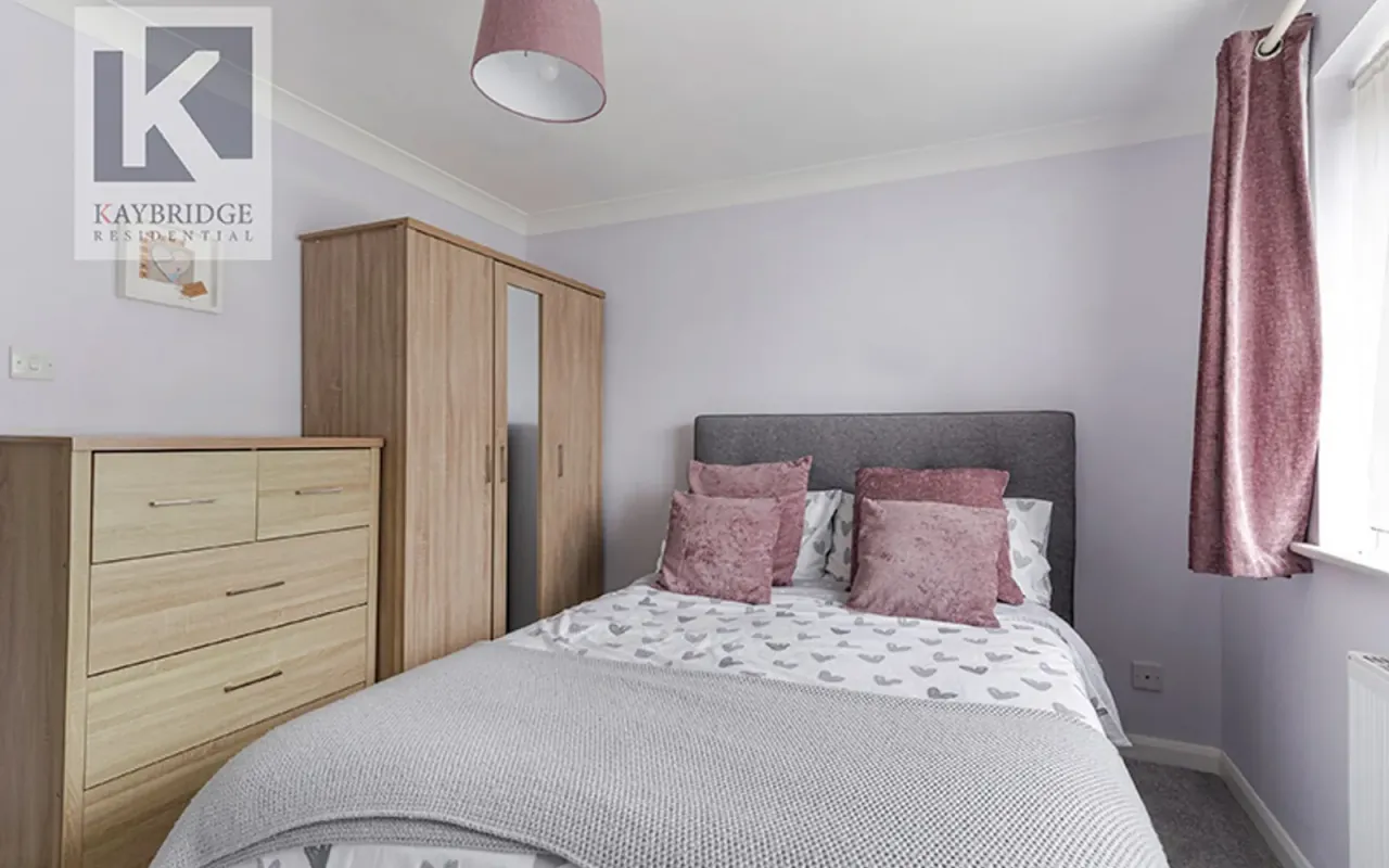 Chelsea Close, Worcester Park, KT4, photo 13