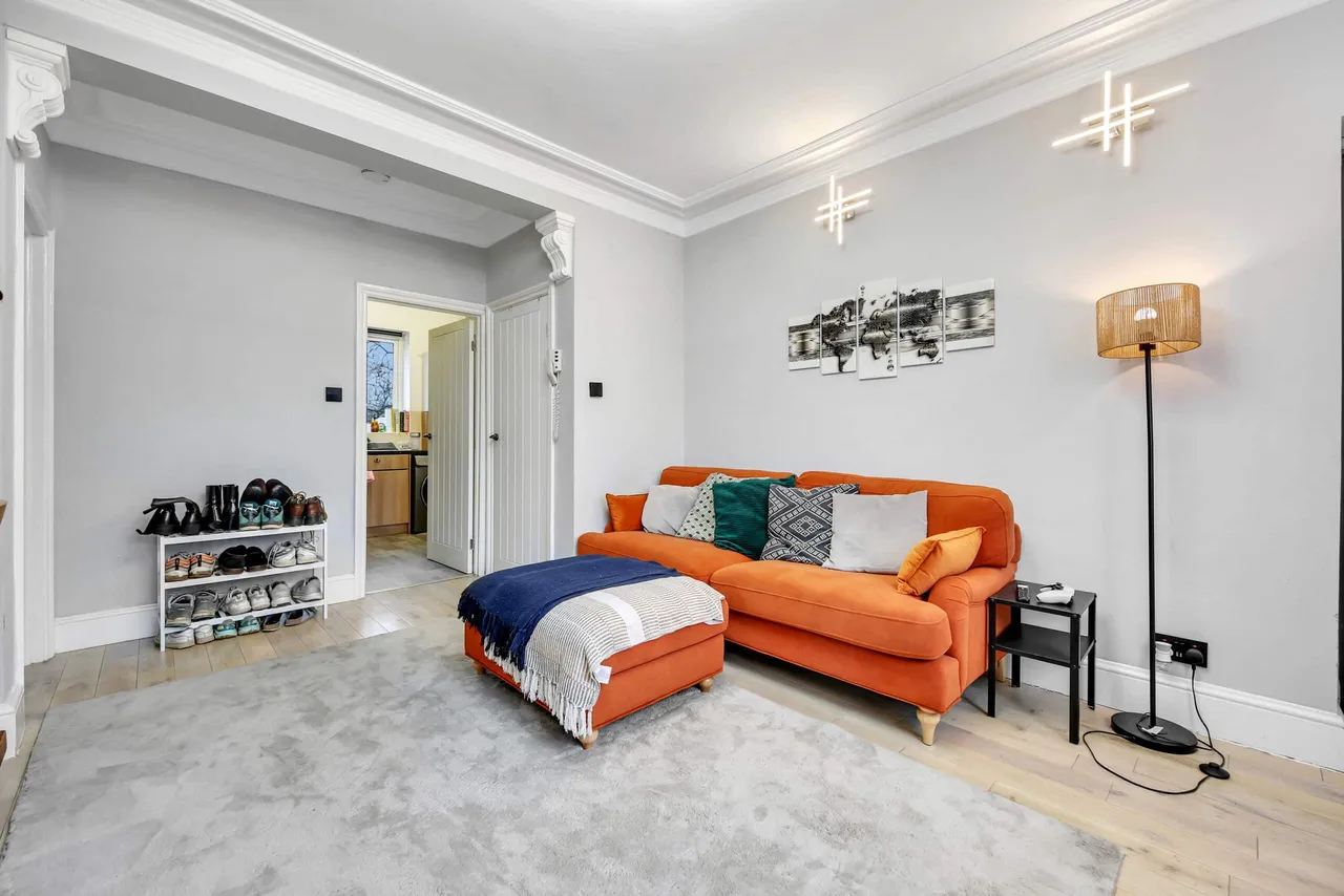 19 Beecholme Estate, Prout Road, London, E5 9NR, photo 5