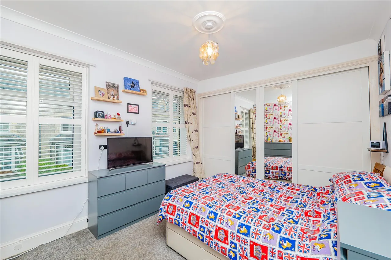 Courtenay Road, Barry, CF63 3QG, photo 16