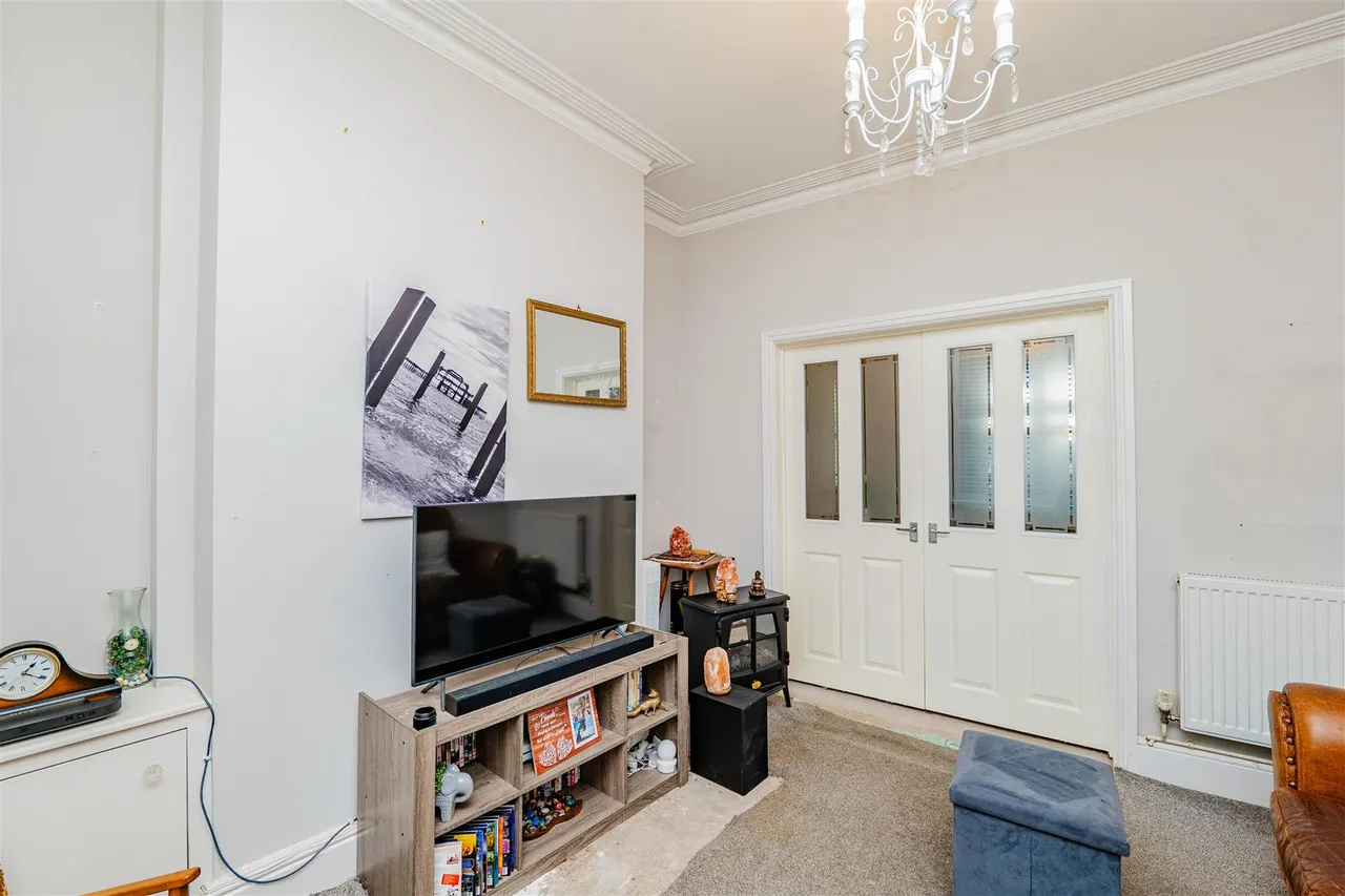Courtenay Road, Barry, CF63 3QG, photo 6