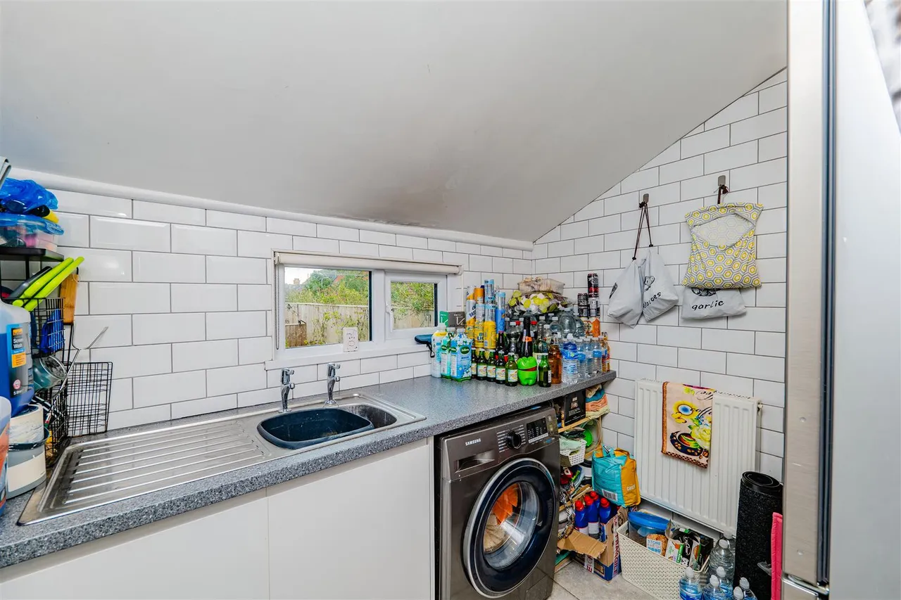Courtenay Road, Barry, CF63 3QG, photo 13