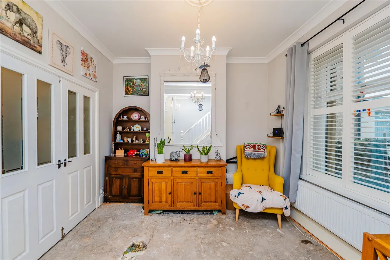Courtenay Road, Barry, CF63 3QG, photo 8