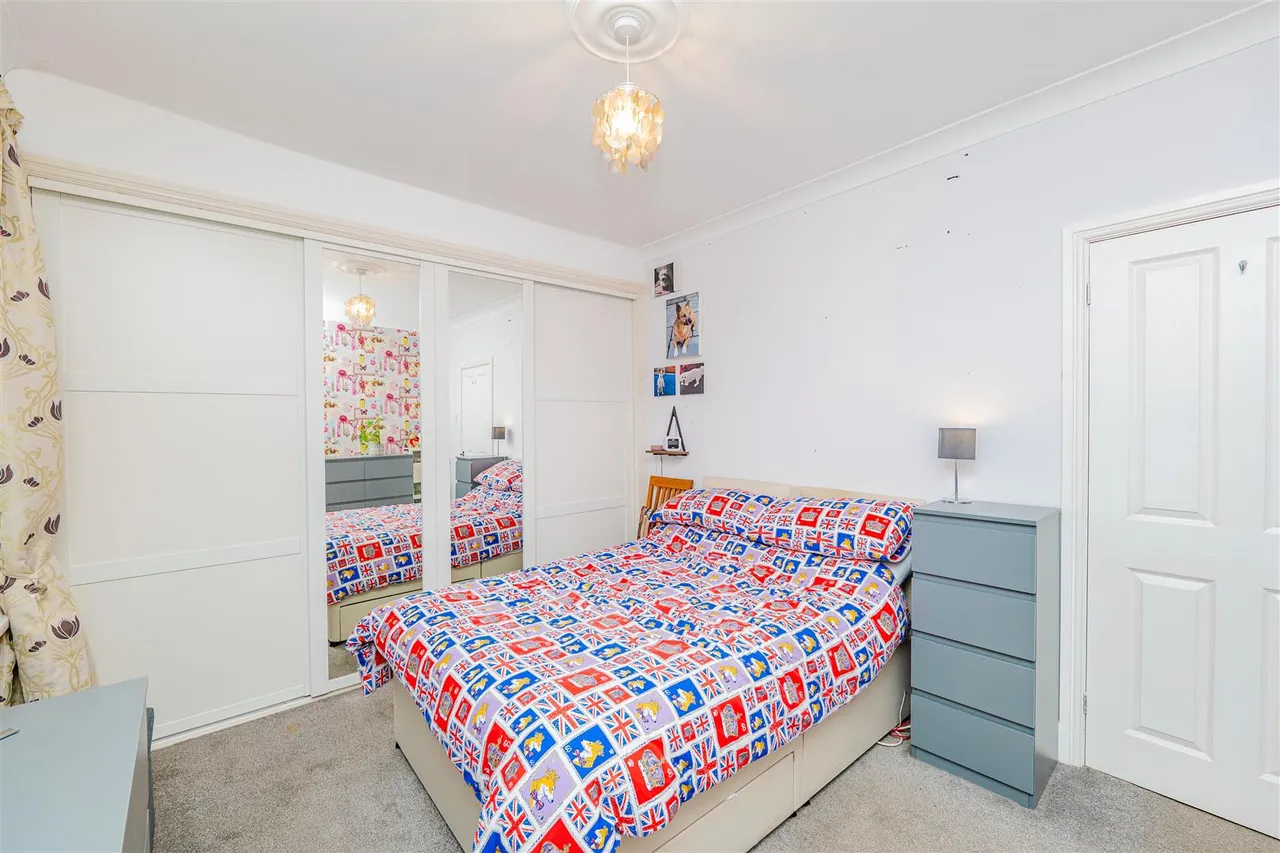 Courtenay Road, Barry, CF63 3QG, photo 17