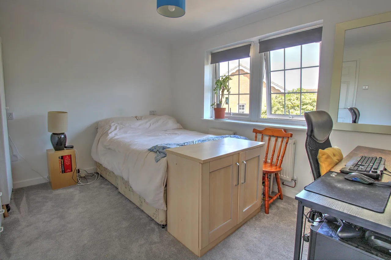 Nightingale Close, Stowmarket, IP14, photo 8