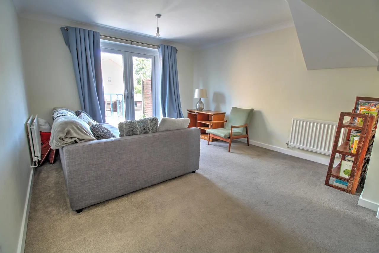 Nightingale Close, Stowmarket, IP14, photo 2