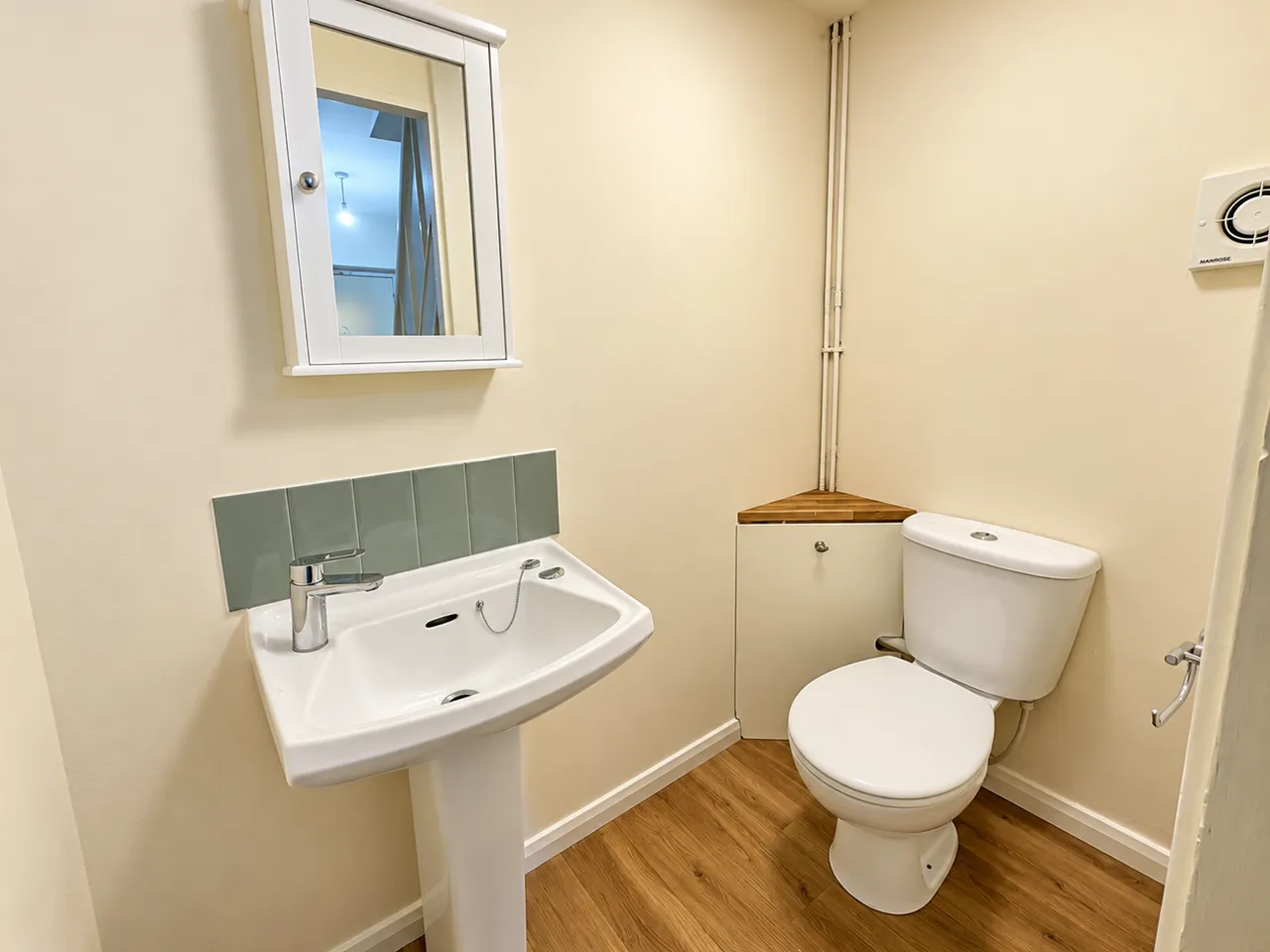 Lynwood Grove, Sale, M33, photo 8