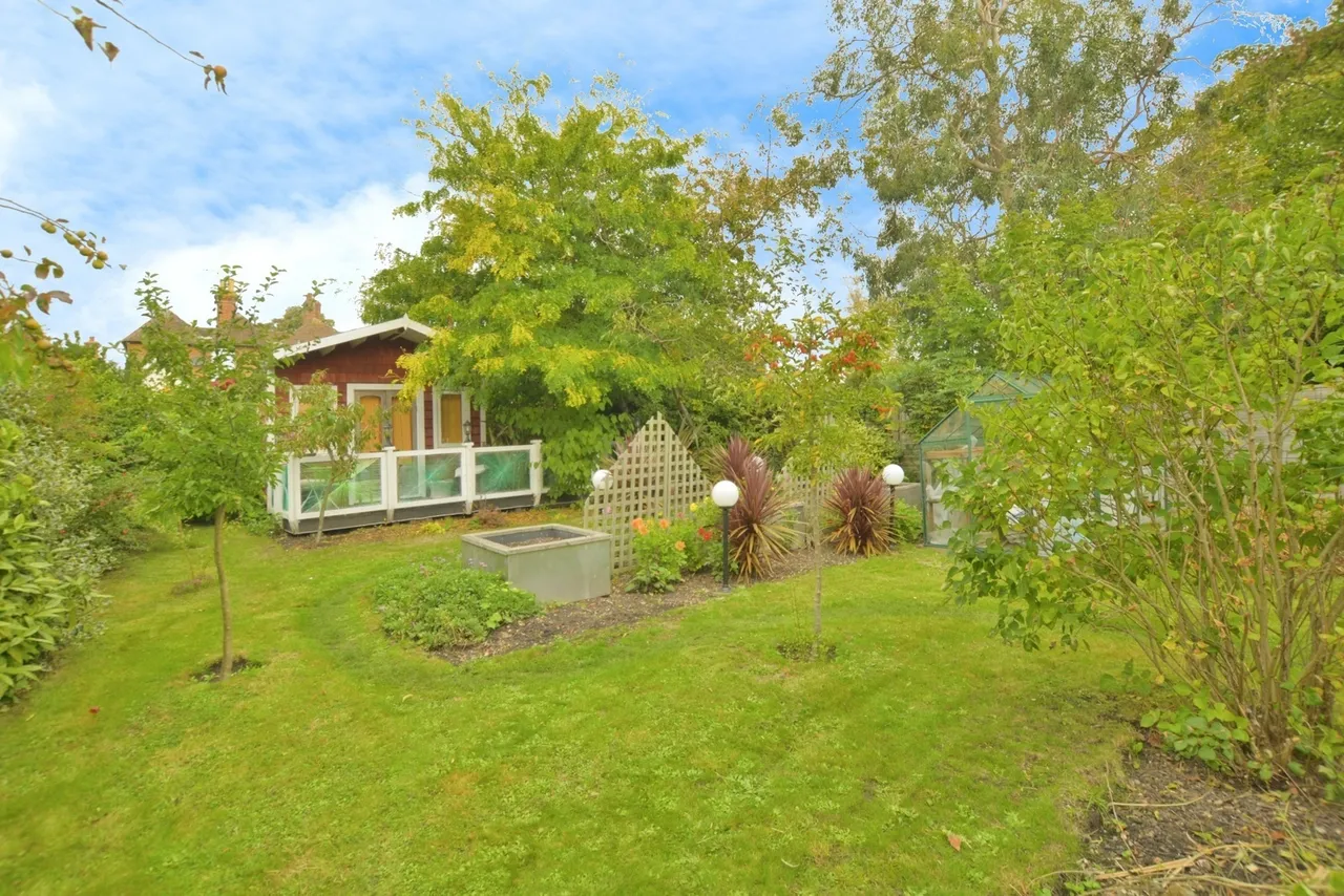 Church Road, New Romney, Kent, TN28, photo 16