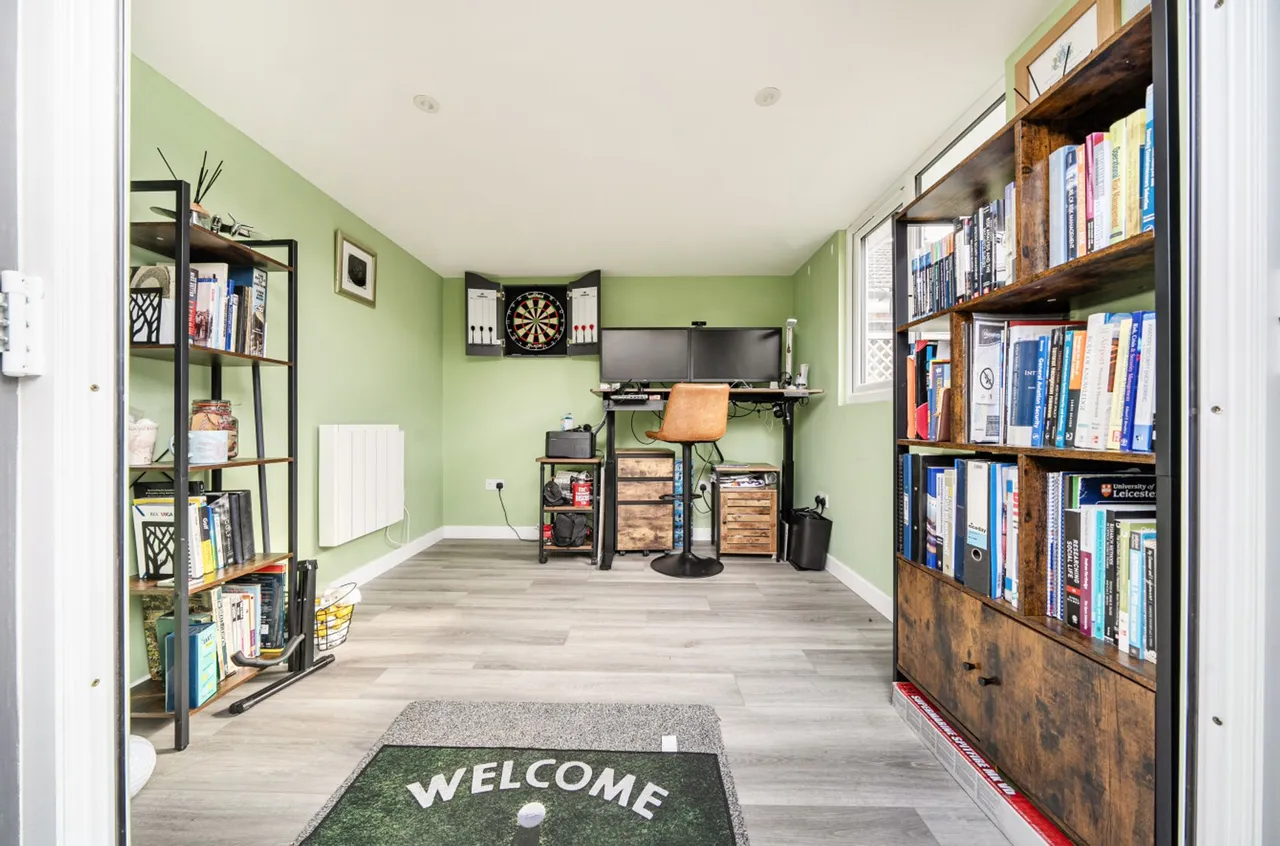 Winston Close, Bognor Regis, PO21, photo 7