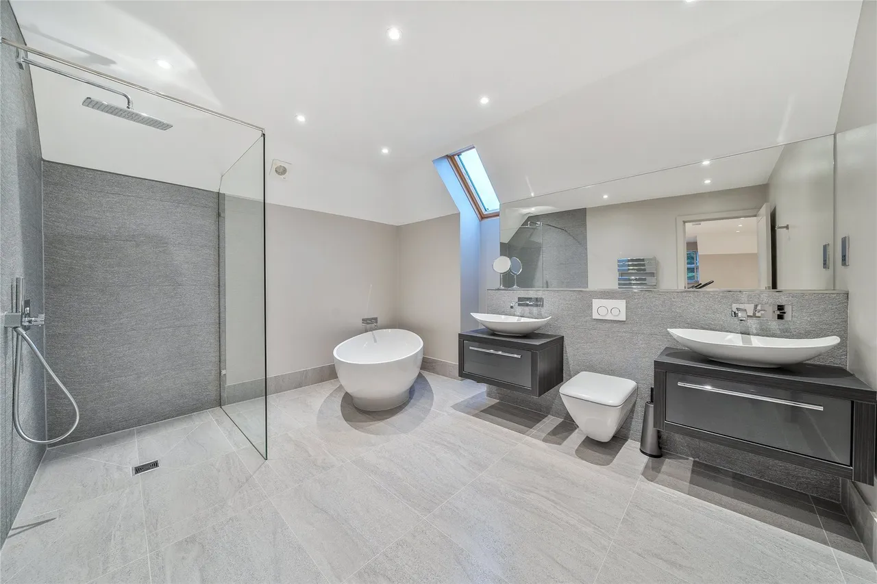 Wood Way, Farnborough Park, BR6, photo 36
