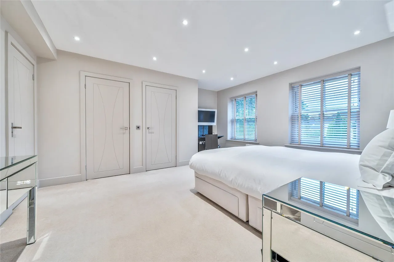 Wood Way, Farnborough Park, BR6, photo 31