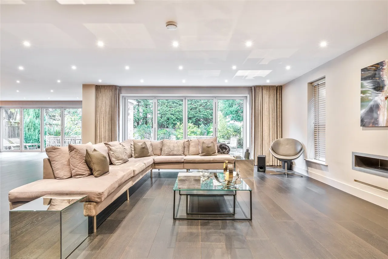 Wood Way, Farnborough Park, BR6, photo 11