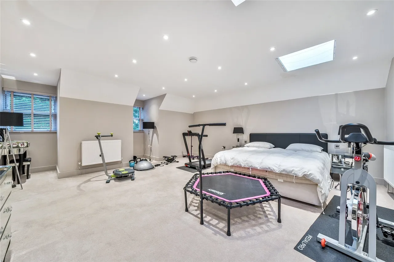 Wood Way, Farnborough Park, BR6, photo 35