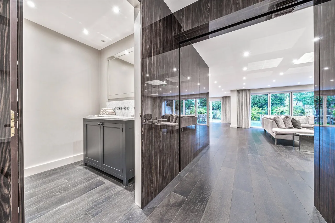 Wood Way, Farnborough Park, BR6, photo 6