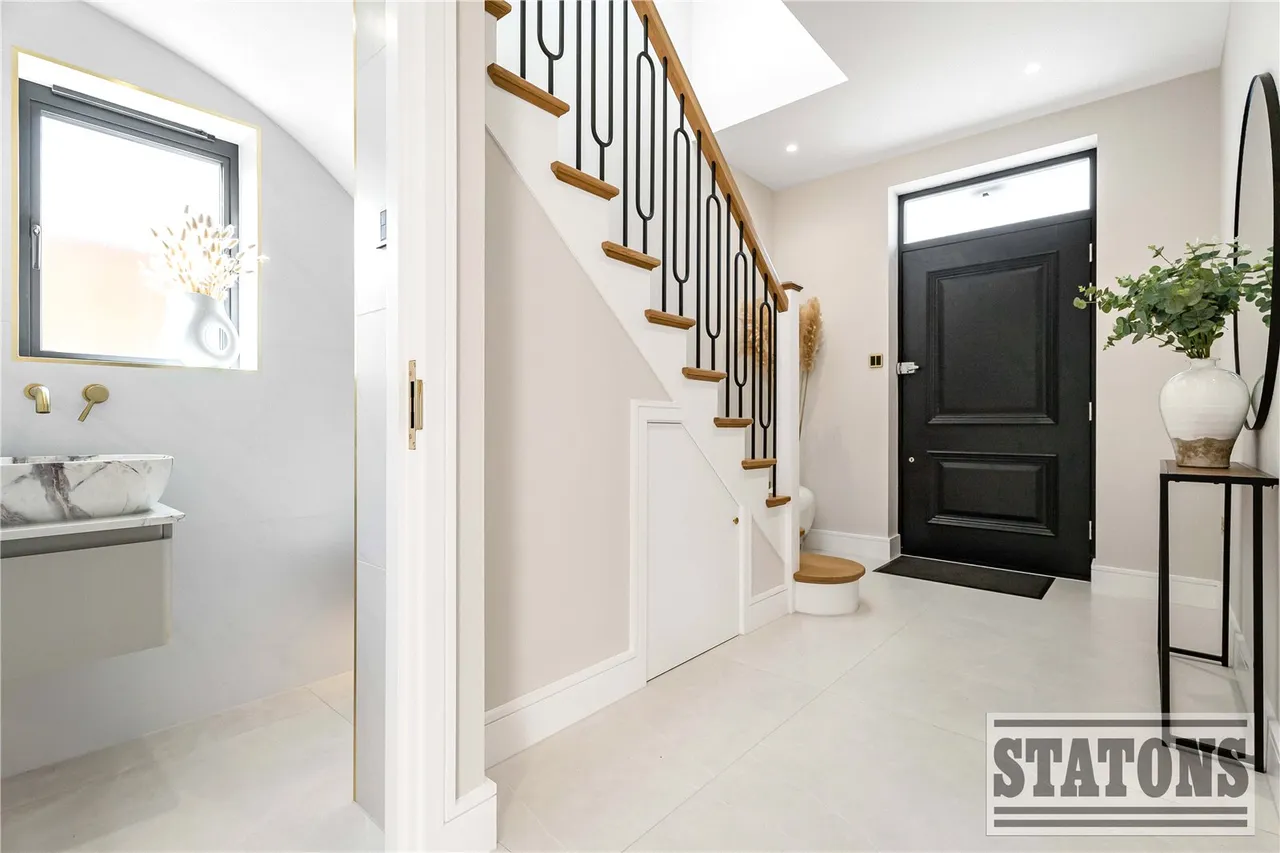 Ash Grove, Enfield, EN1 2LD, photo 13