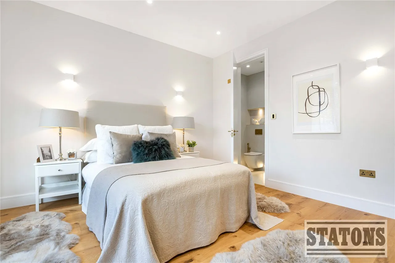 Ash Grove, Enfield, EN1 2LD, photo 4
