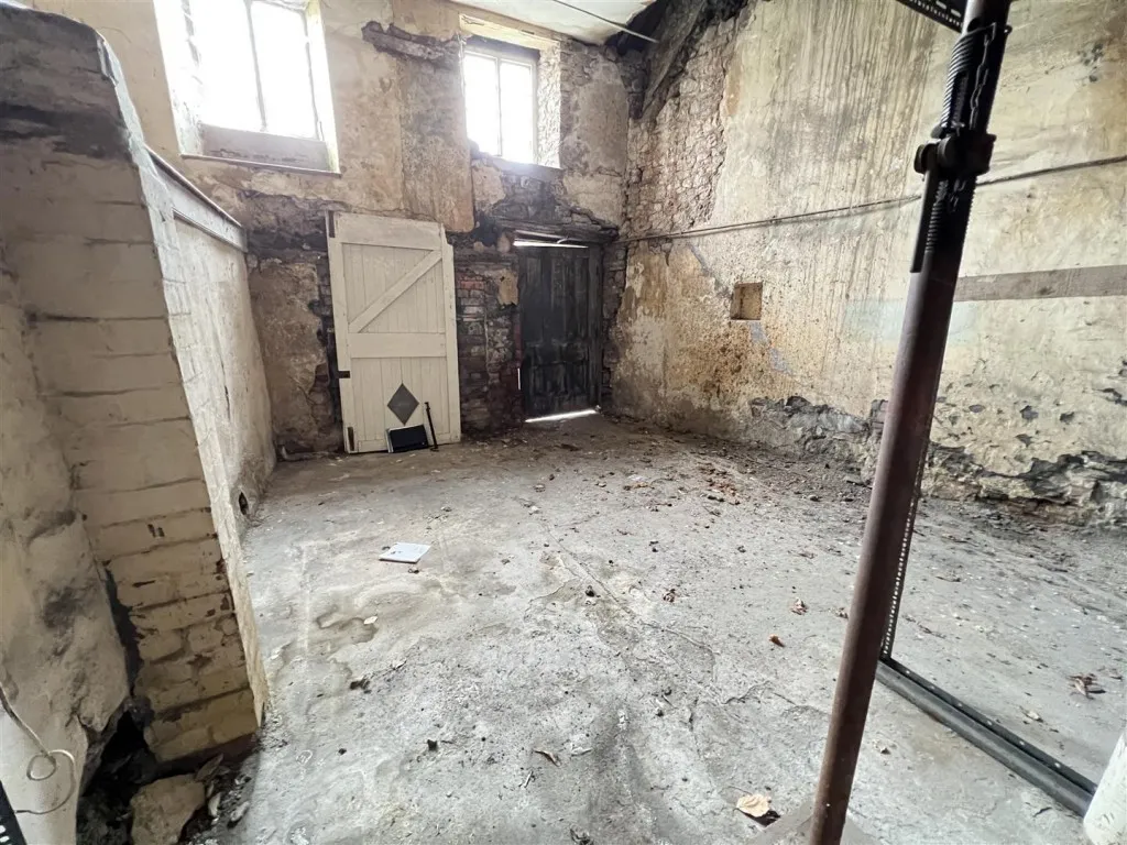 Miss Saise's Cottage, 68 High Street, Thornbury, Bristol, BS35 2AW, photo 14