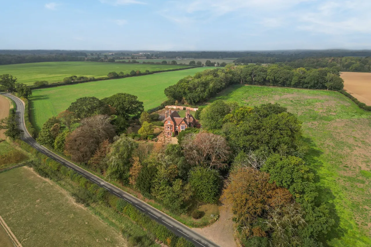 Detached Period Home in Aylsham, photo 4