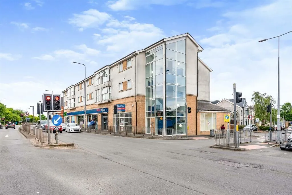 2 bed flat for sale, North Road, Cardiff, CF14