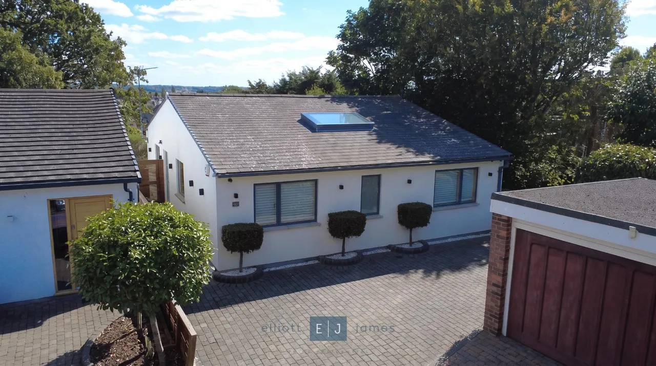 3 bed house for sale — Ashfields, Loughton