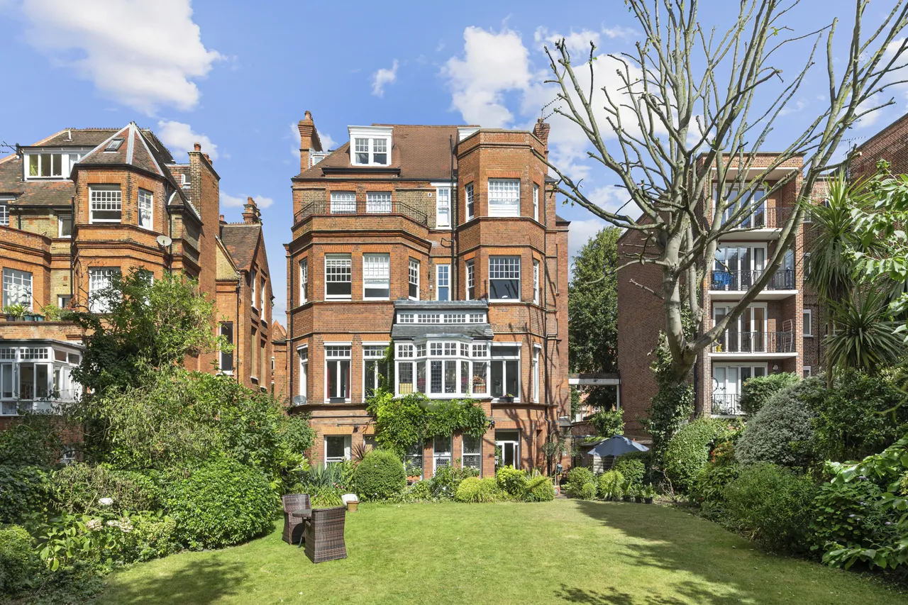 Eton Avenue, London, NW3, photo 8