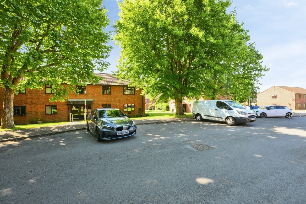 Dellfield, Wadesmill, Ware, photo 10