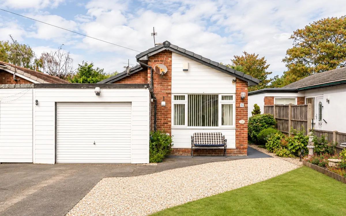 2 bed house for sale, Severnwood Gardens, Severn Beach, BS35