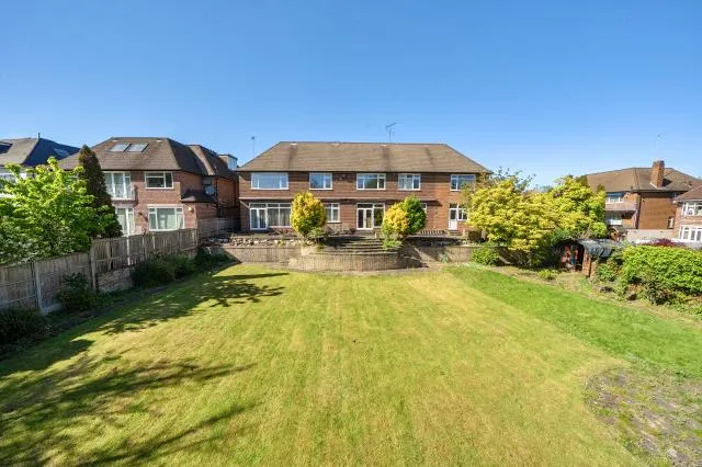Fairholme Close, London, N3, photo 2