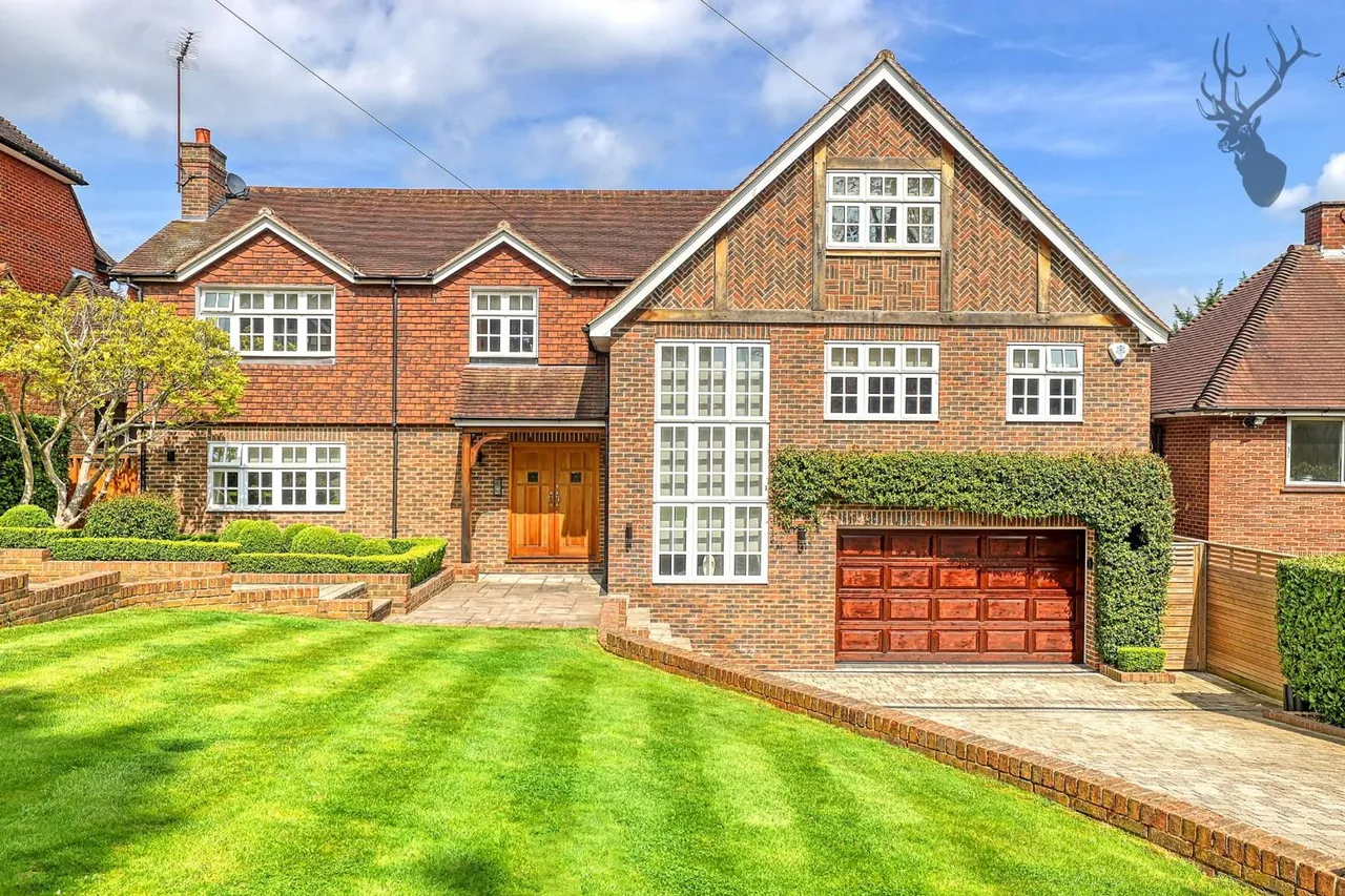 5 bed house to rent, St. Johns Road, Loughton, IG10