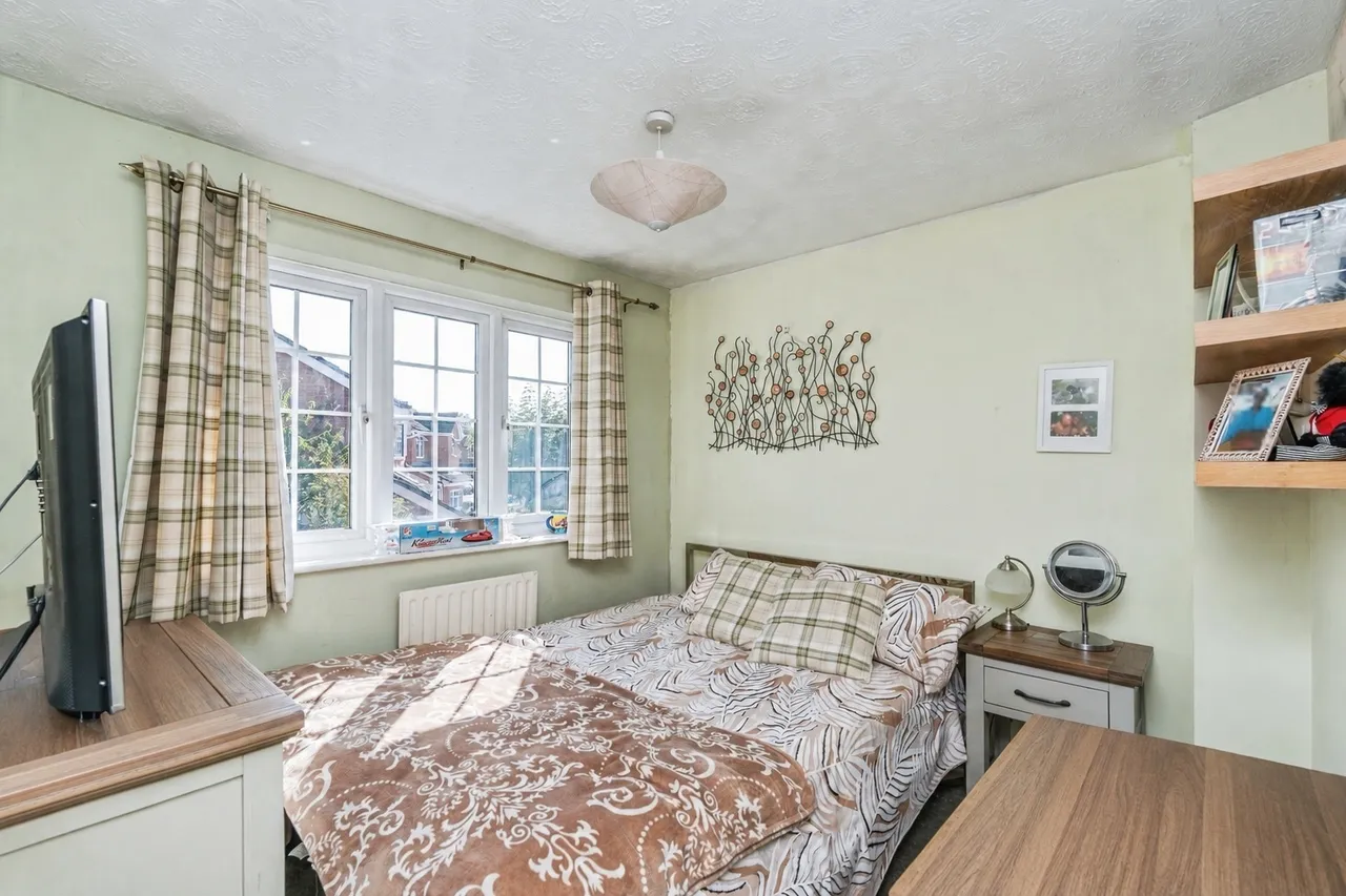 Durley Crescent, Totton, SO40, photo 16