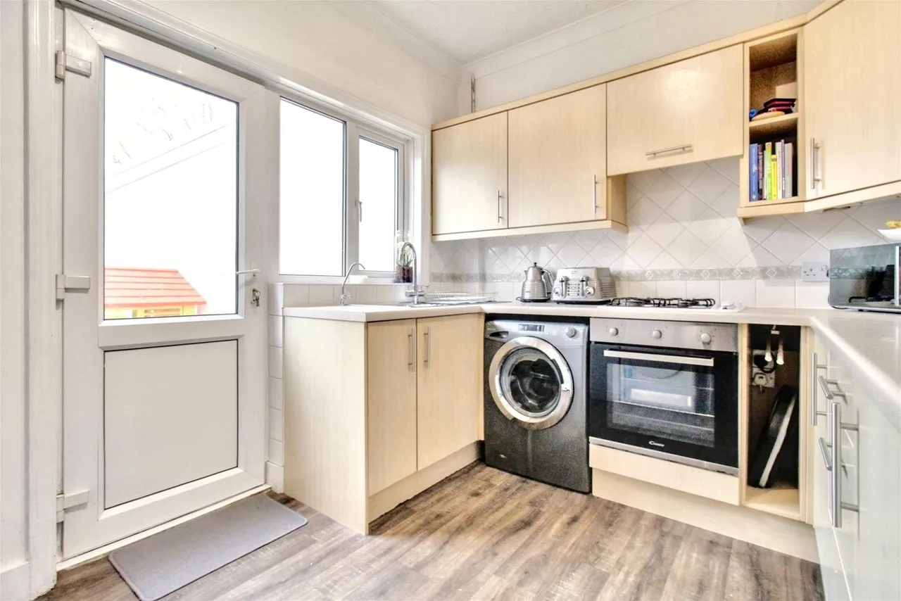 Leigh Road, Broadwater, Worthing, photo 7