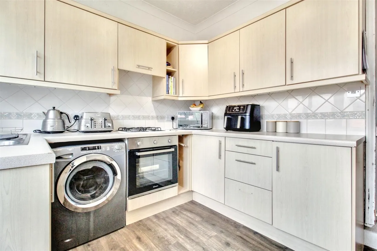 Leigh Road, Broadwater, Worthing, photo 5