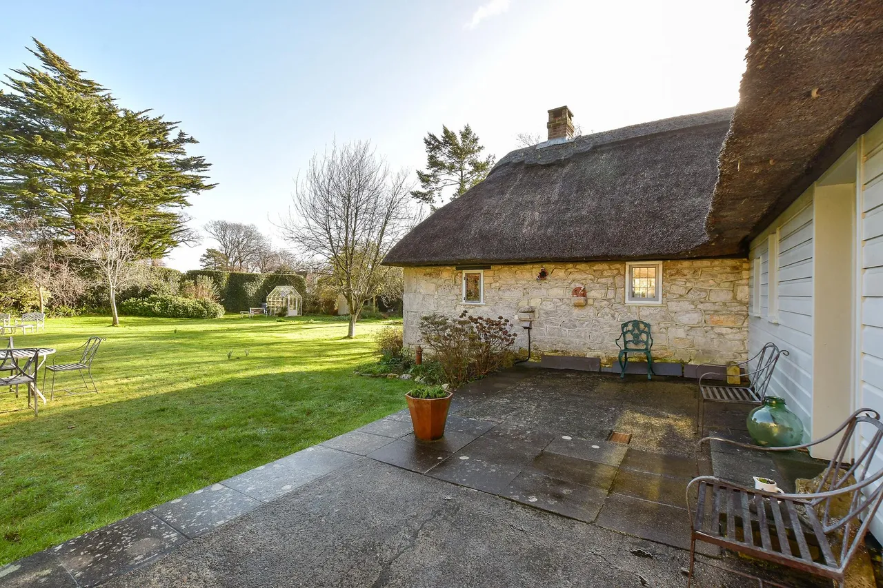 Bembridge, PO35, photo 15