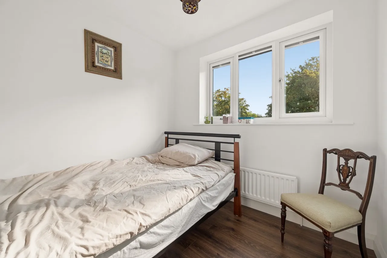 Locksley Close, Heaton Norris, SK4, photo 13