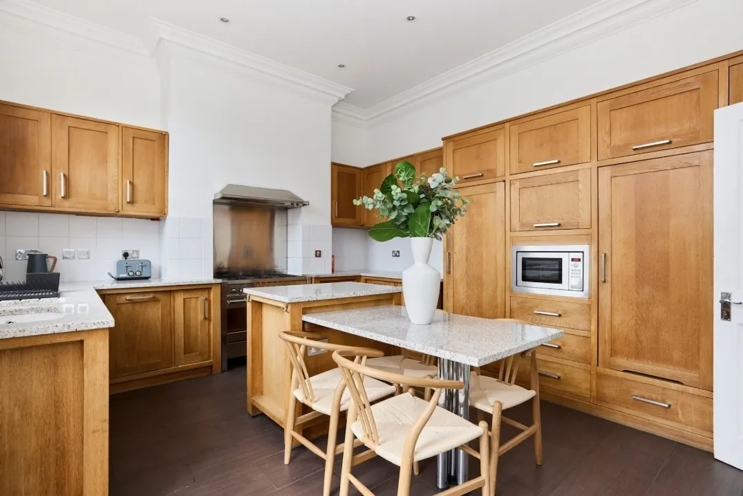 Rudall Crescent, London, NW3, photo 2