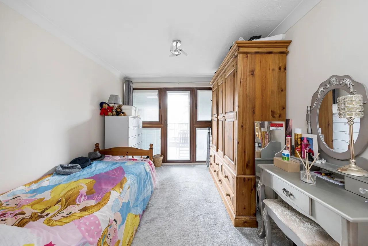 Forest Heights, Buckhurst Hill, IG9, photo 11
