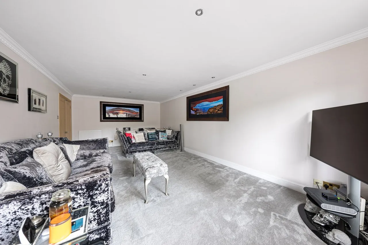 Forest Heights, Buckhurst Hill, IG9, photo 14