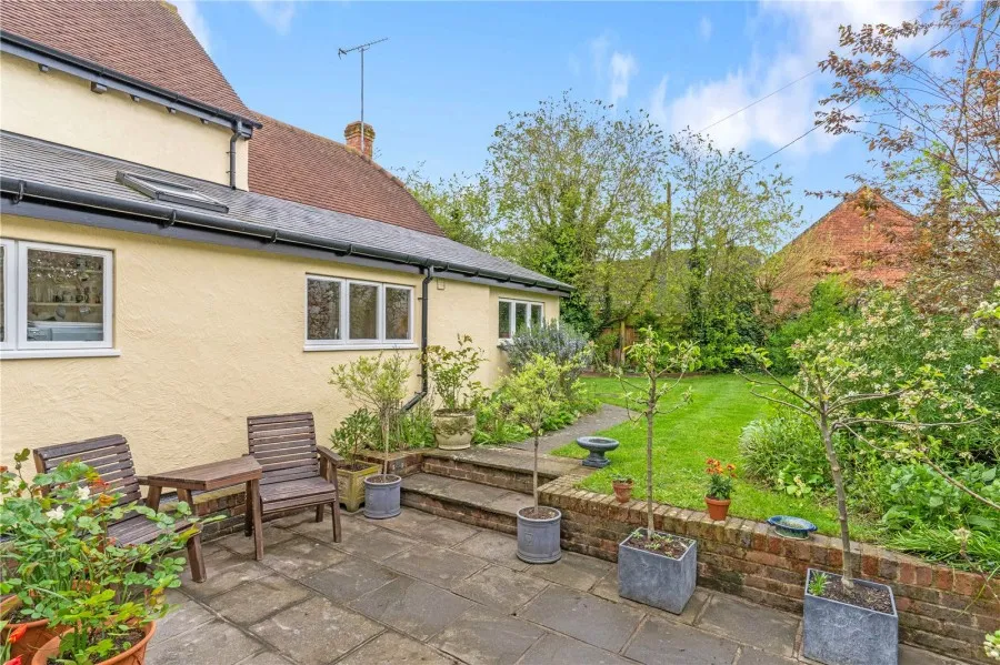 with 5 bedrooms in Brewers End, Nr Bishop's Stortford, CM22, photo 11