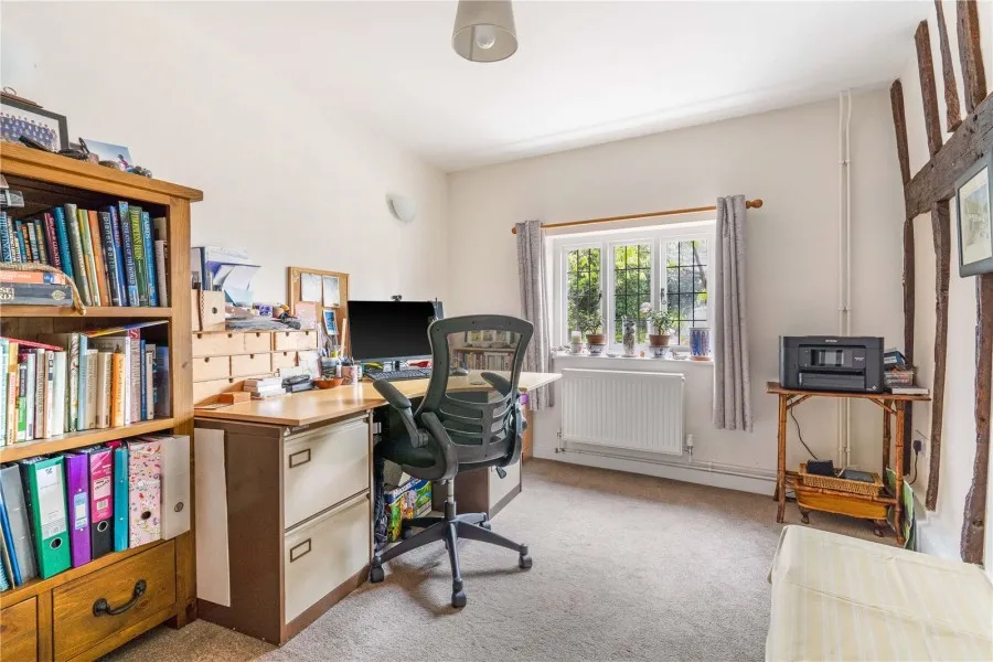 with 5 bedrooms in Brewers End, Nr Bishop's Stortford, CM22, photo 17