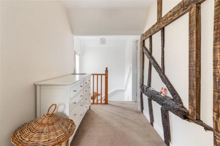 with 5 bedrooms in Brewers End, Nr Bishop's Stortford, CM22, photo 20