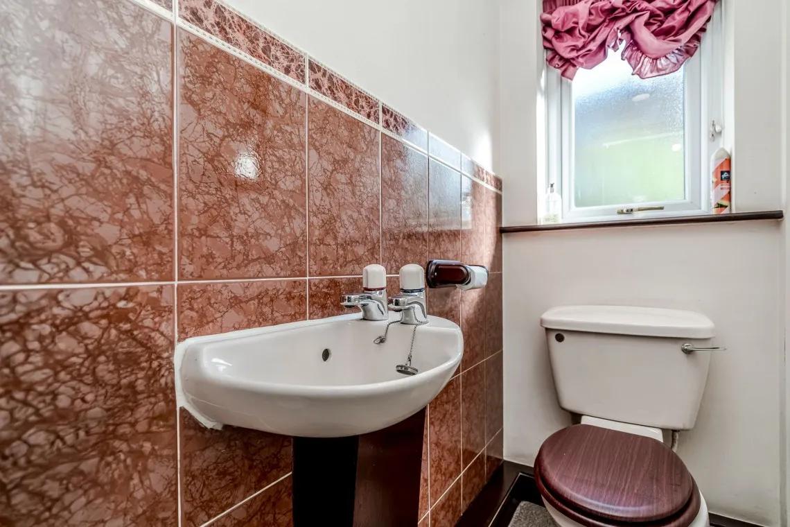 Swallow Court, Clayton-Le-Woods, PR6, photo 17