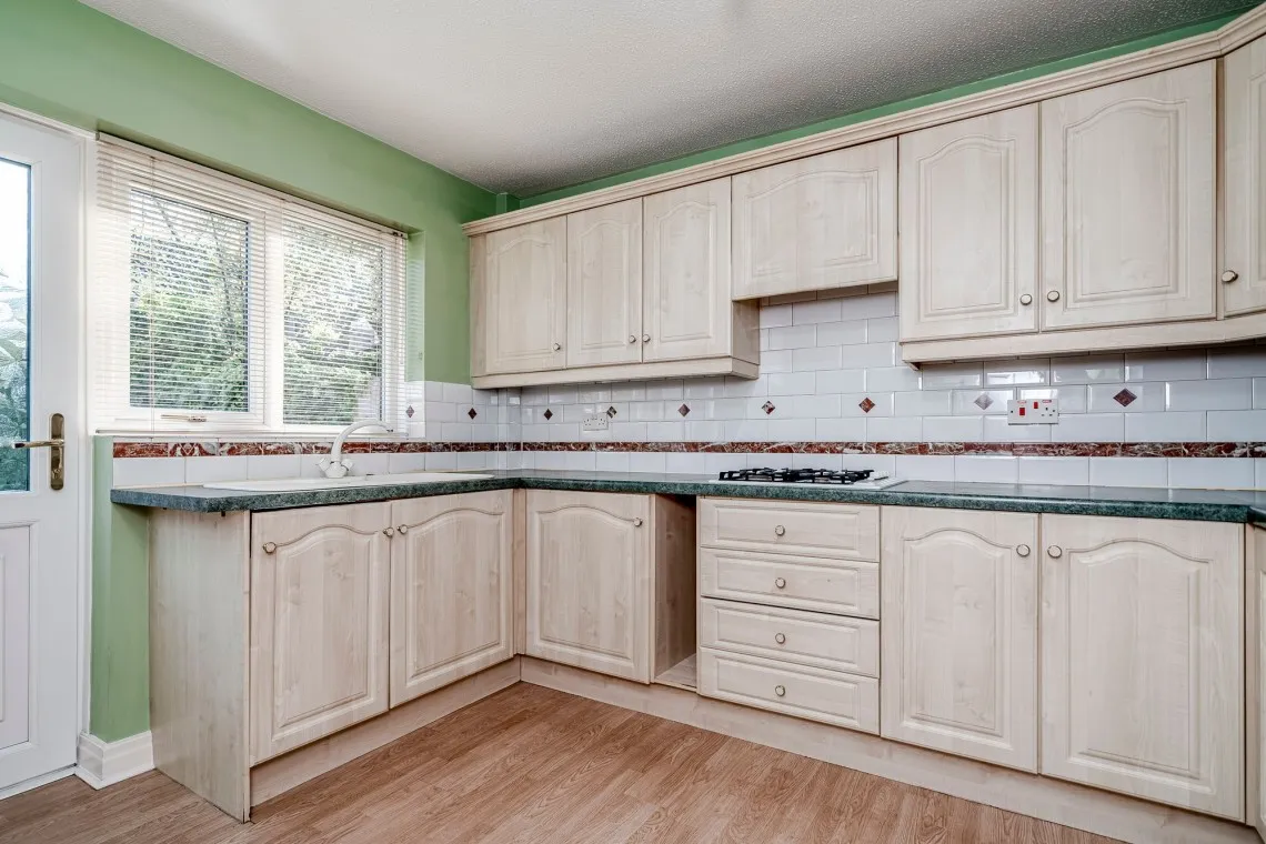 Swallow Court, Clayton-Le-Woods, PR6, photo 3