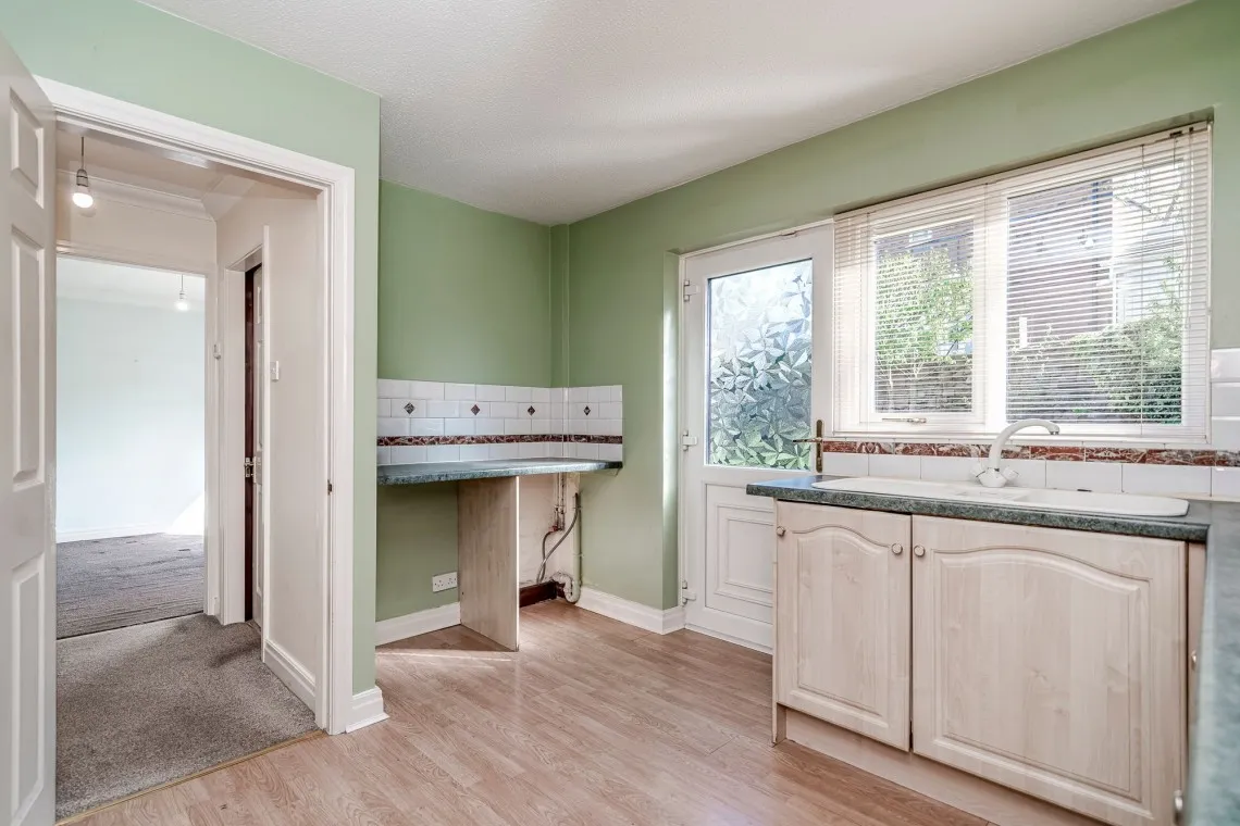Swallow Court, Clayton-Le-Woods, PR6, photo 14