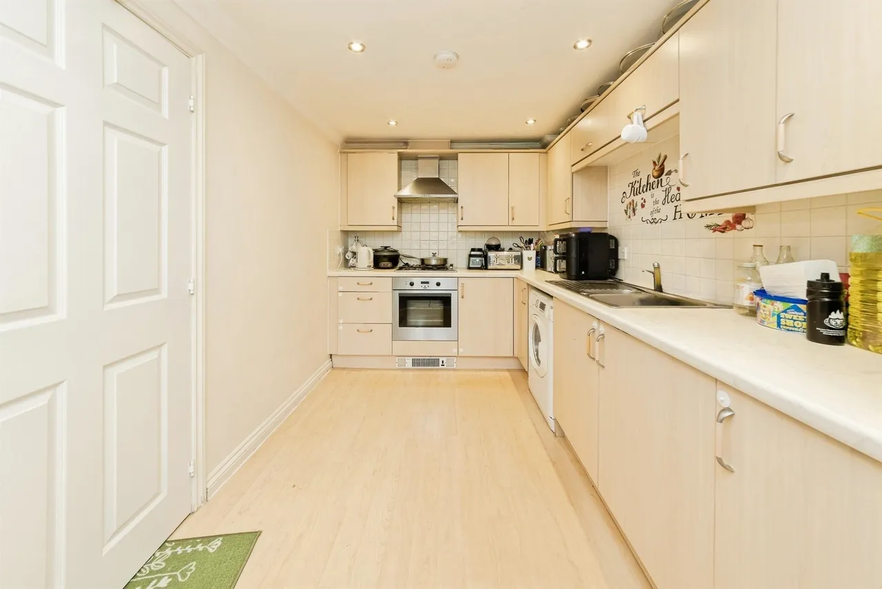 Brookhill Road, Copthorne, Crawley, photo 8
