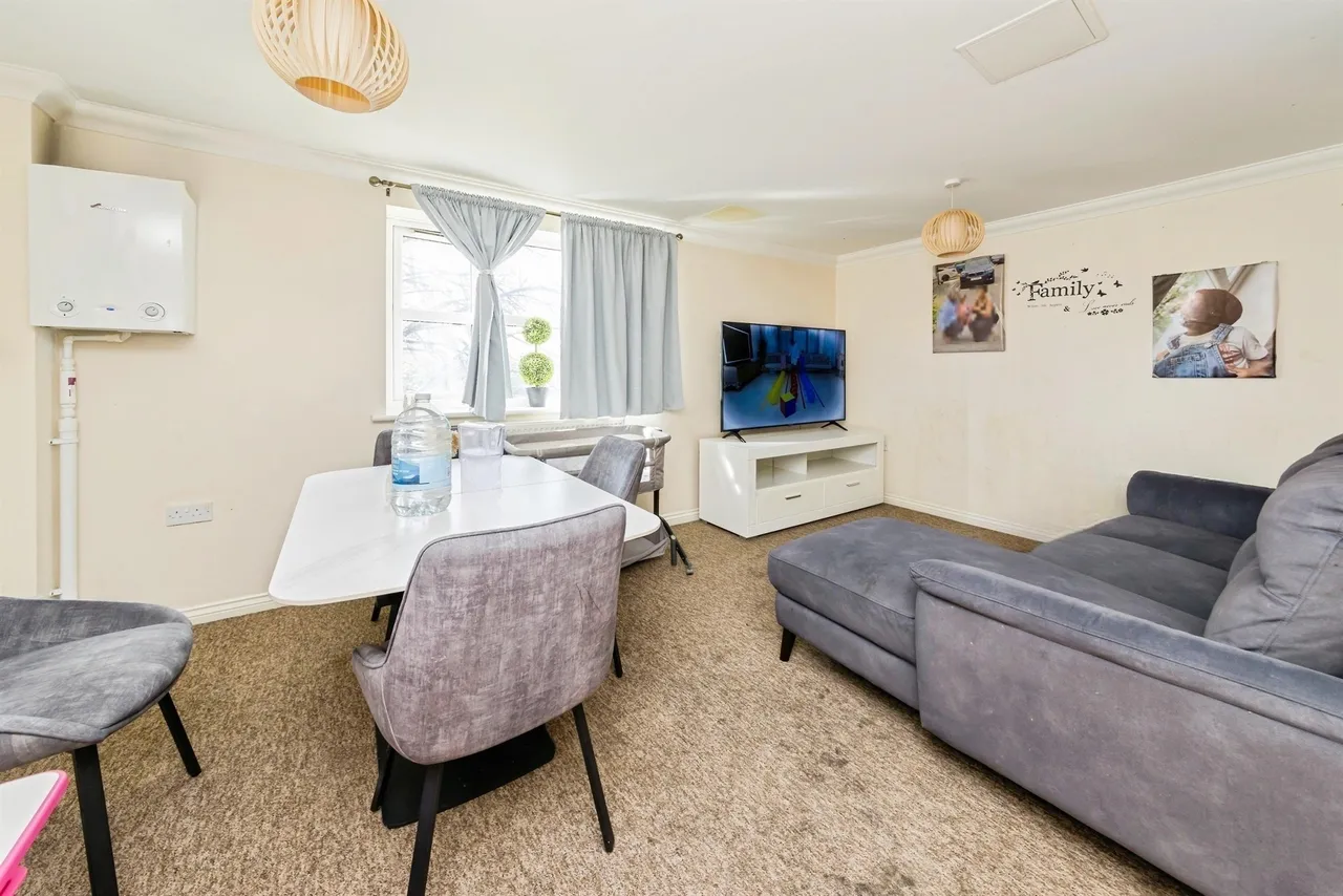 Brookhill Road, Copthorne, Crawley, photo 7