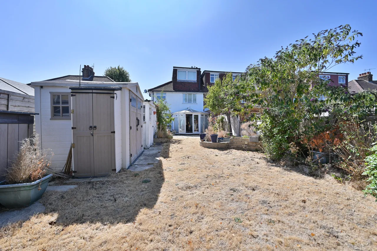 Watford, WD24, photo 17