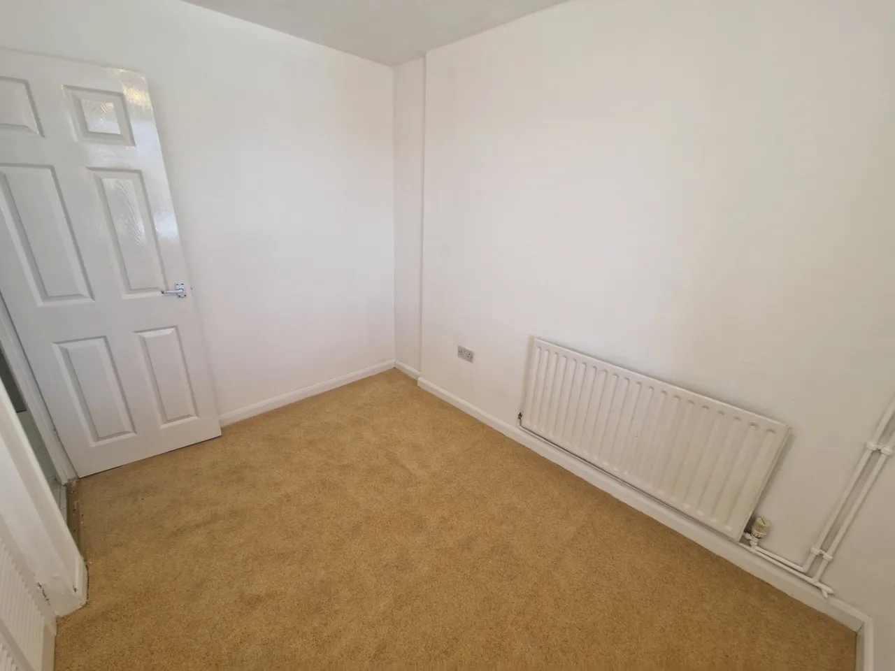 Radlett Road, Frogmore, photo 3