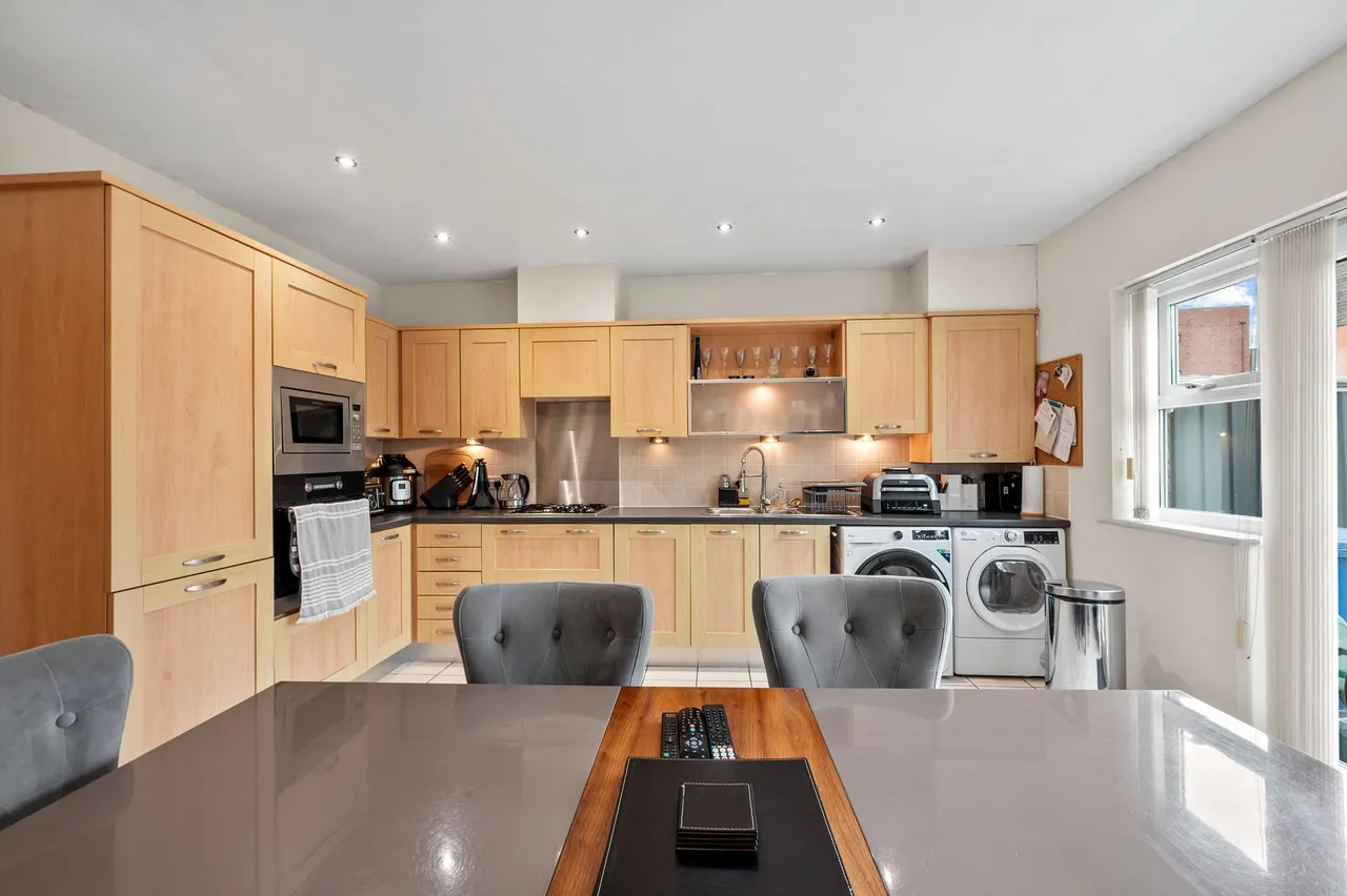 Holywell Drive, Warrington, WA1, photo 31