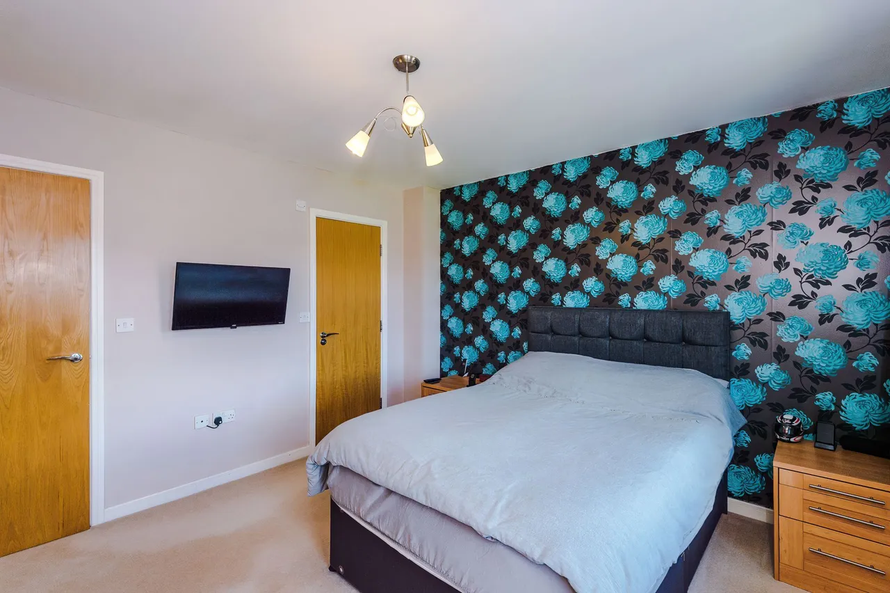 Holywell Drive, Warrington, WA1, photo 18