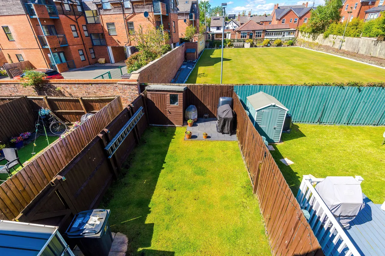 Holywell Drive, Warrington, WA1, photo 6