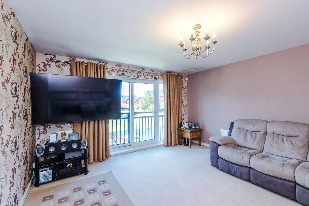 Holywell Drive, Warrington, WA1, photo 10